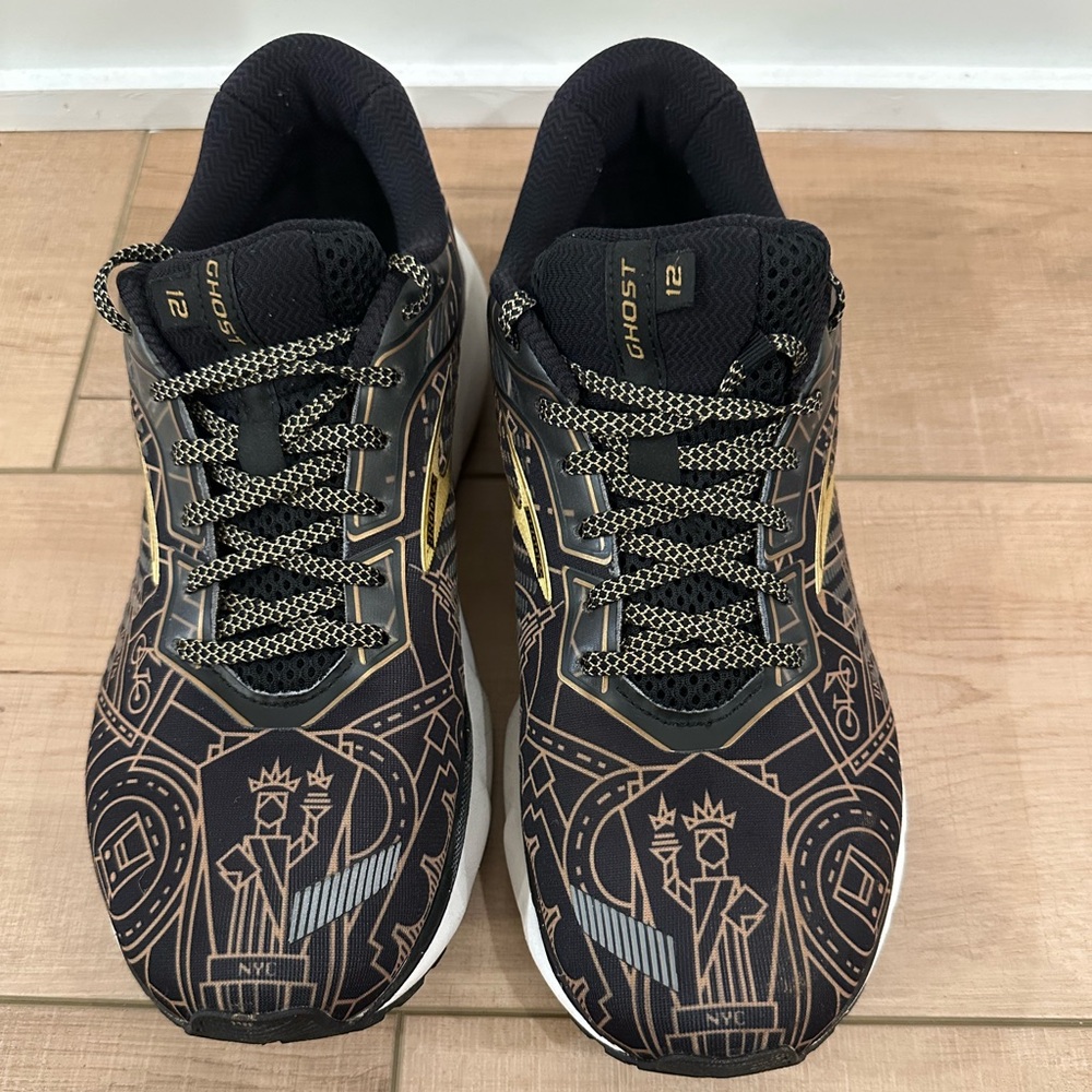 Brooks Ghost 12